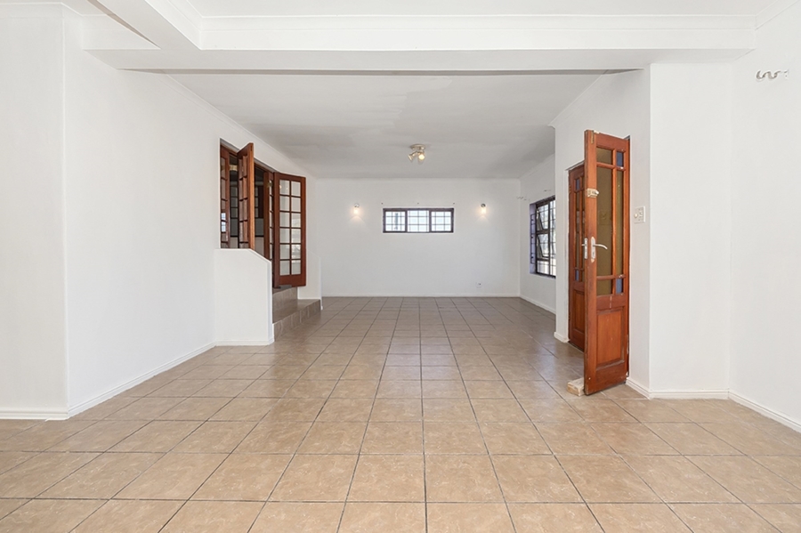 4 Bedroom Property for Sale in Southfield Western Cape